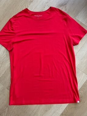 Derek Rose✨ Large Men’s Red Short Sleeve Crewneck Tee